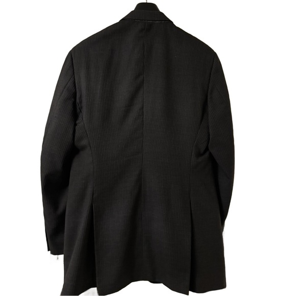 Dark Gray Pinstripe Suit Size 44L - Picture 2 of 10